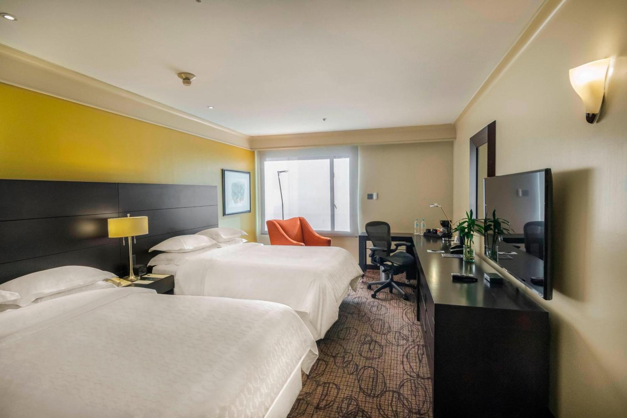 Sheraton Quito Exterior photo